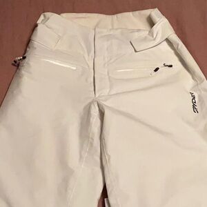 Spyder white EXO shield  womans ski pants size 8, mint condition